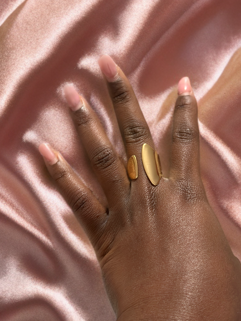 Shaped ring - stainless gold color