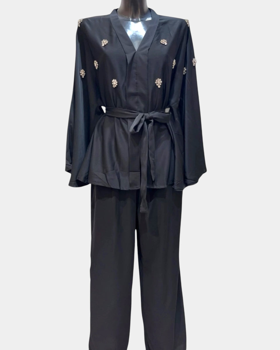Ensemble 2 pièces blouse et pantalon avec dourures