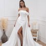 Robe de mariée satin bustier drapé avec fente et grande traîne élégante