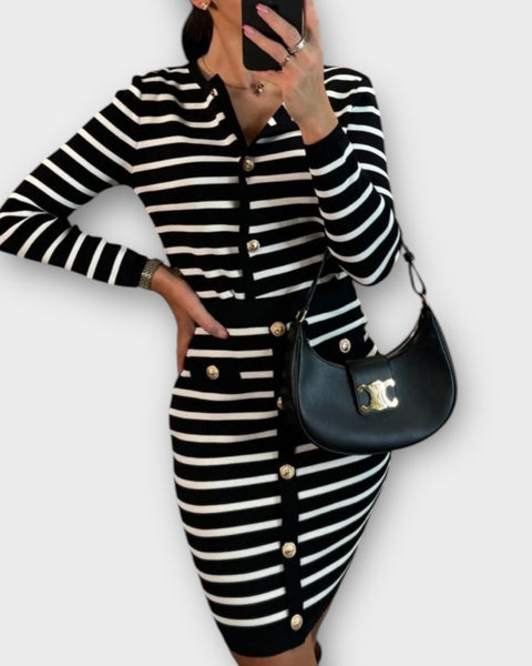 Ensemble gilet et jupe mi-longue
