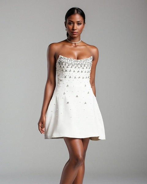 Robe courte trapèze bustier à strass (blanc et noir)