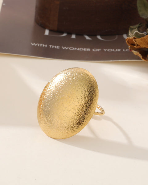 Gold colored oval ring - stainless steel