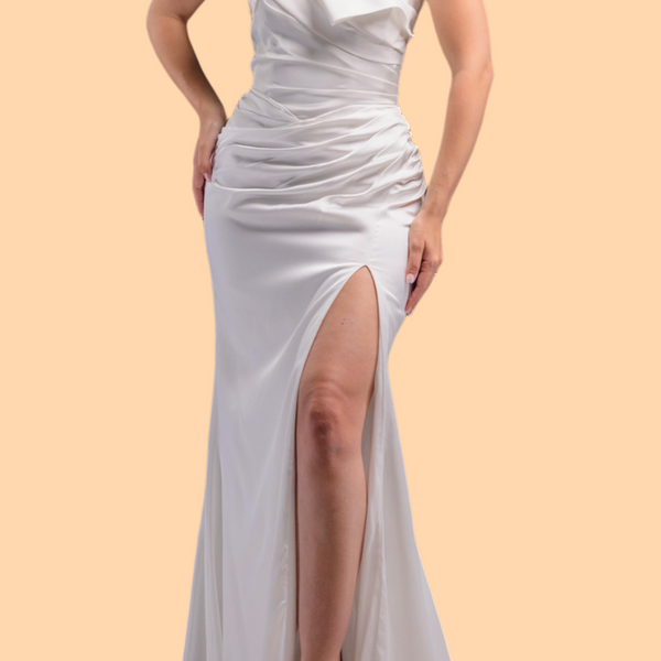 Robe blanche mariage - coupe sirène à bustier et traîne.